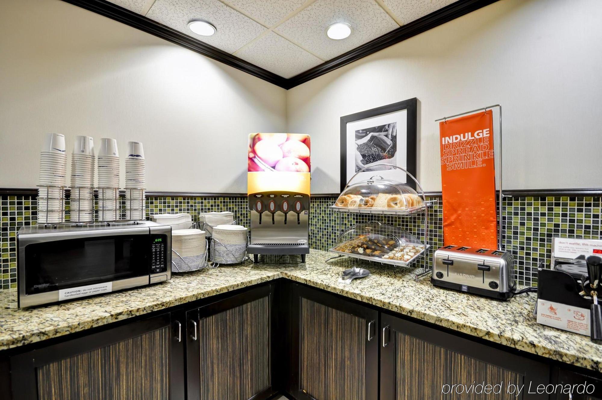 Wingate By Wyndham Charleston Coliseum Hotel North Charleston